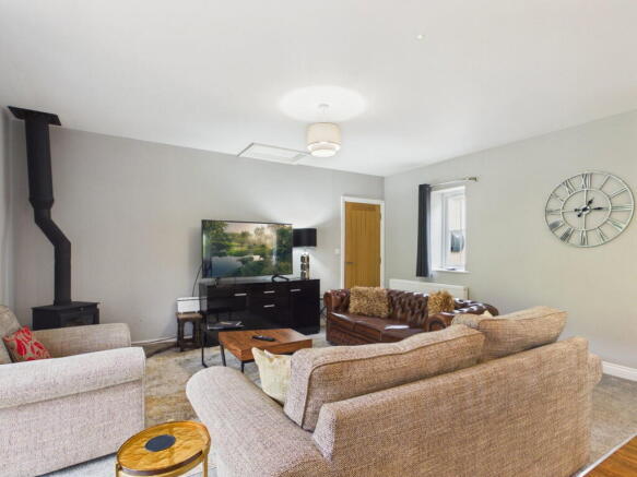 3 bed Detached Bungalow for sale Image 5