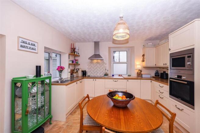 Kitchen/Breakfast
