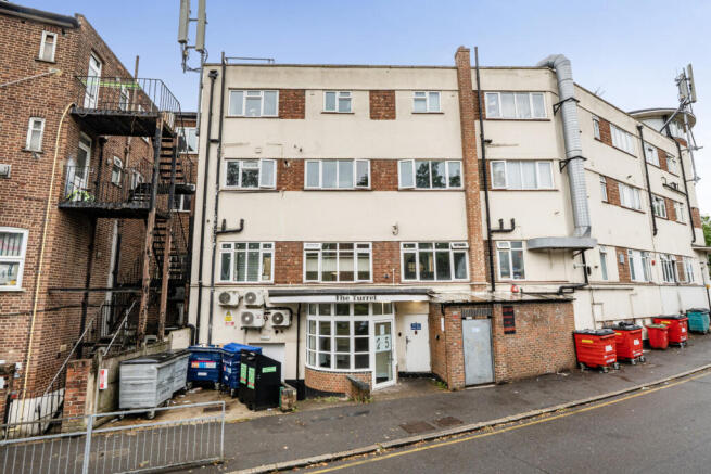 Rayners Lane, Harrow photo 4