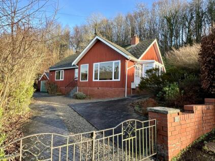 2 Woodlands Avenue, Kirkcudbright