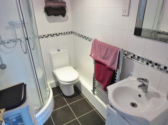 En-Suite shower r...