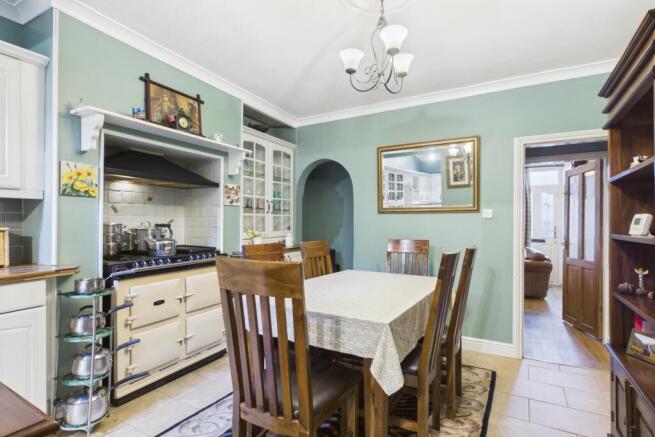 EweMove Spalding -  Winsover Road - Kitchen