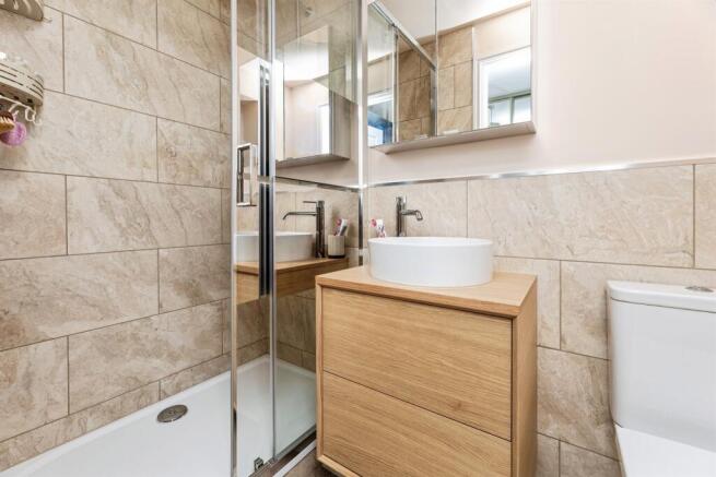 3 bed Detached for sale Image 11