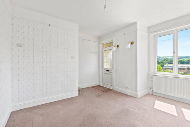 2 bed Terraced for sale Image 5