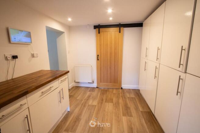 4 bed Detached for sale Image 7