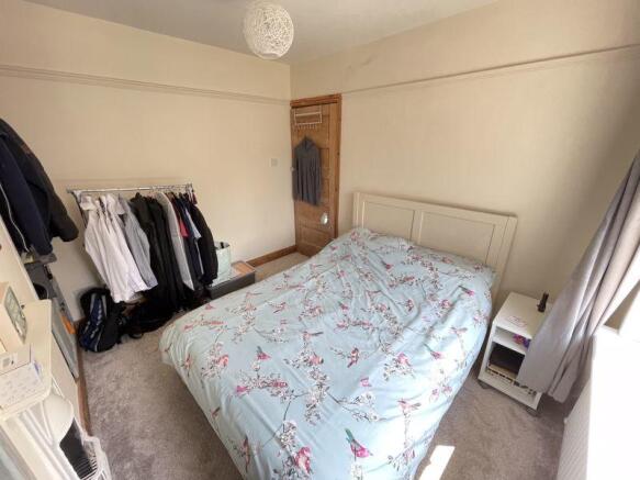 bed 2 (2)
