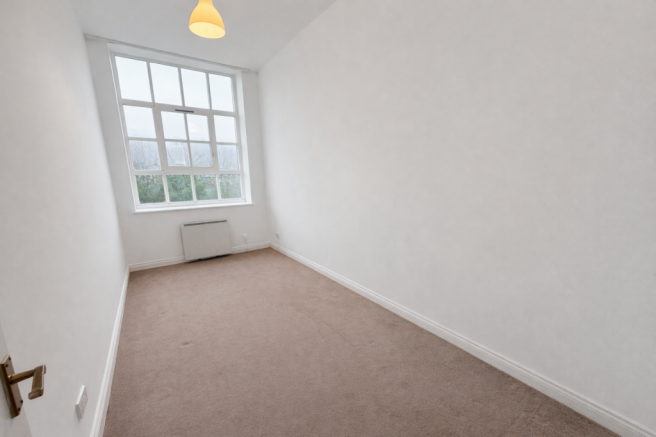 2 bed Apartment for sale Image 6