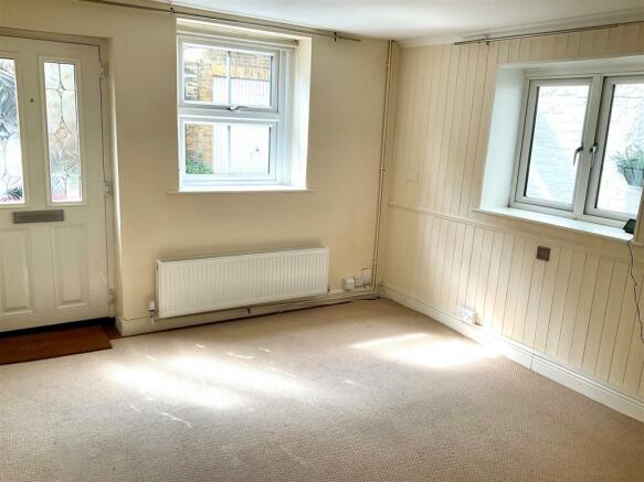 new lounge.jpg