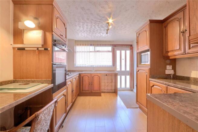 2 bed Bungalow for sale Image 6