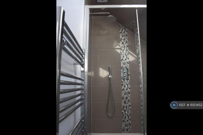 Loft Ensuite Bathroom