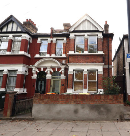 1 bedroom Ground Floor Garden Flat for rent