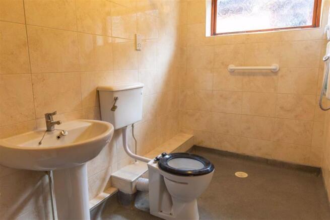 WET ROOM