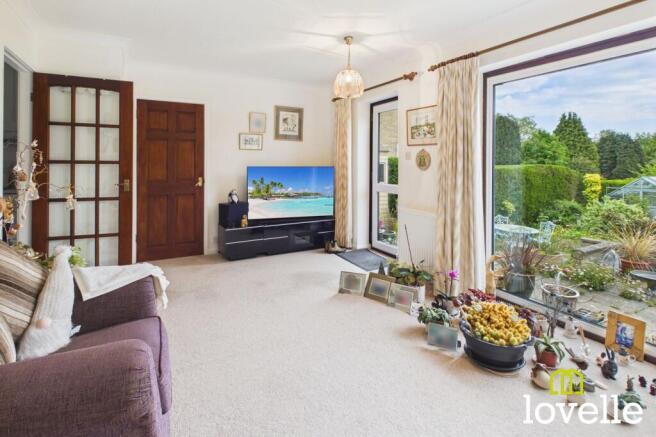4 bed Detached for sale Image 12