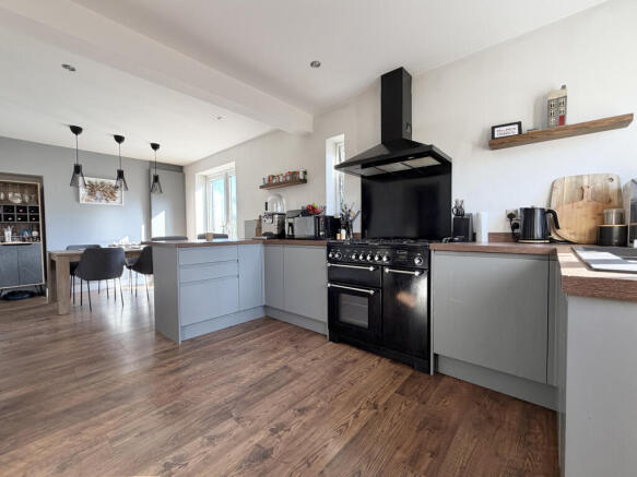 Dining Kitchen