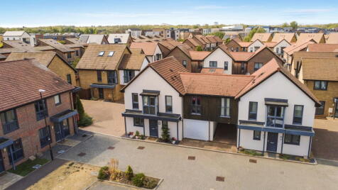 Aiken Grange, Oakrgrove, Milton Keynes, MK10 9SR