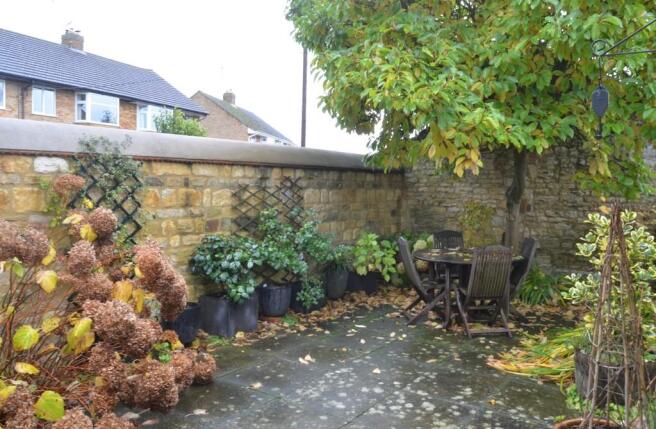 Courtyard Garden