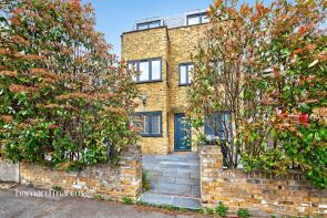 Flat 1, 1a Old Warehouse Apartments, Clarence Road, Wood Green, London N22 8PG