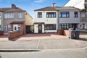 16, Stanley Avenue, Dagenham RM8 1JB