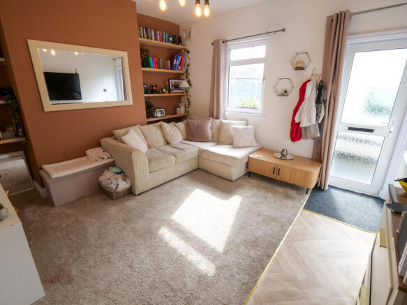 Living Room Duel Aspect