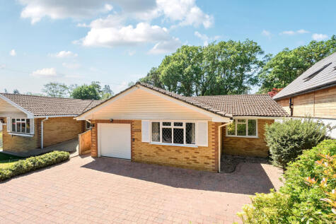 Coldharbour Lane, Pyrford, GU22