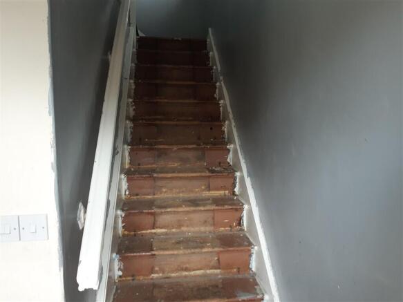 2 bed Semi-Detached for sale Image 5