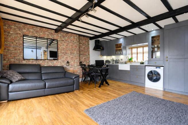 1 bed Terraced for sale Image 6