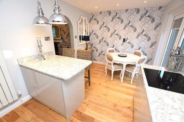 open plan kitchen/diner
