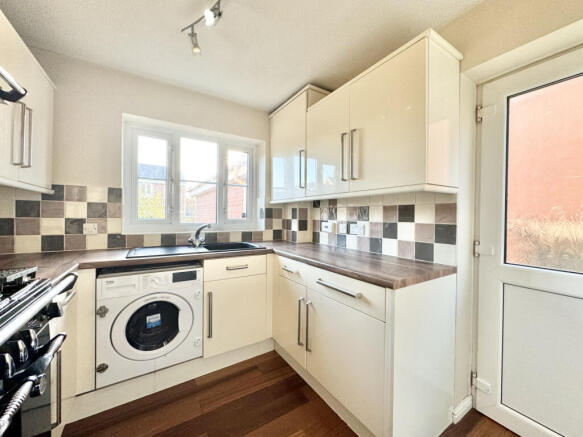 Brierlands Fold, Garforth, West Yorkshire, LS25 photo 4