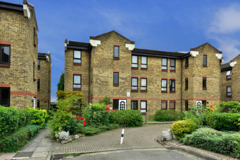 Wedmore Gardens, London, N19