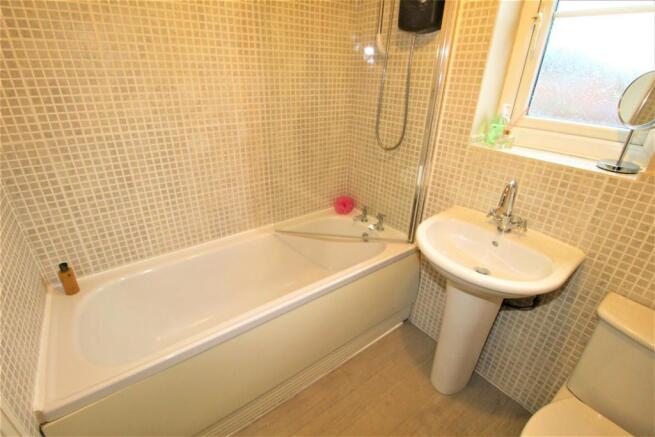BATHROOM/ W.C.