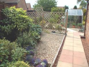SIDE GARDEN
