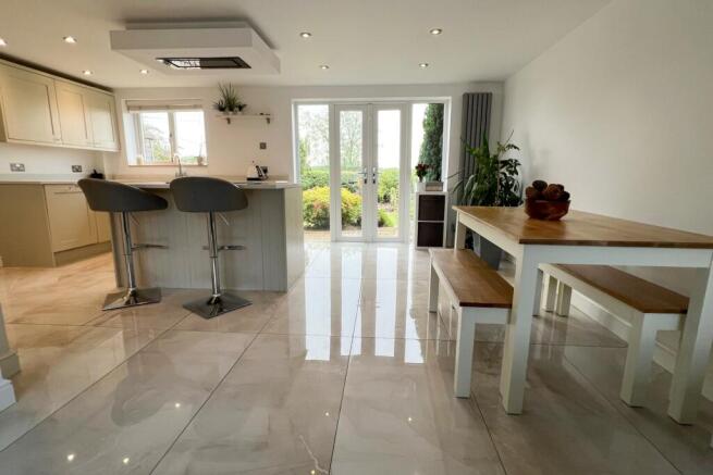 Dining Kitchen