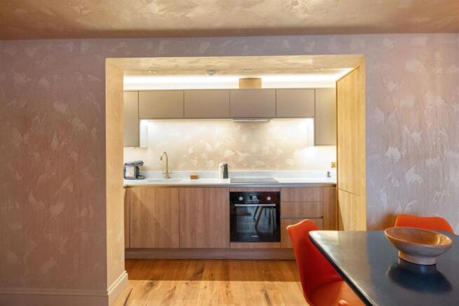 7a Queen Sq Kitchen.jpeg