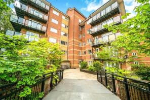 22, Capital Point, Temple Place, Reading RG1 6QJ