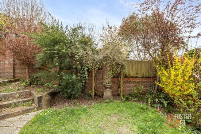 Horseshoe Close, 5-012.jpg