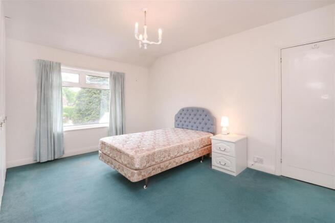 Bed1.2.jpg