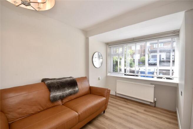 4 bed Detached for sale Image 10