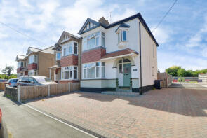 24, Daws Heath Road, Rayleigh SS6 7QH