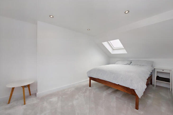 8554225-interior19-800.JPG