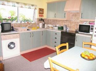 Kitchen/Breakfast Ro
