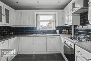 17, Owen Avenue, Nottingham NG10 2FR