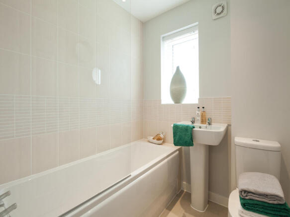 4 bed Semi-Detached for sale Image 6