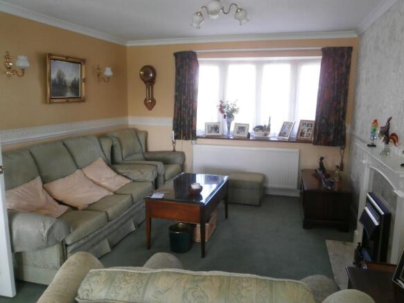 Lounge / Dining Room