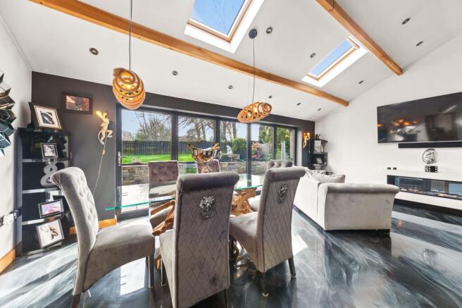 7 bed Barn Conversion for sale Image 5