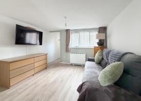 25, Stanshaws Close, Bristol BS32 9AL