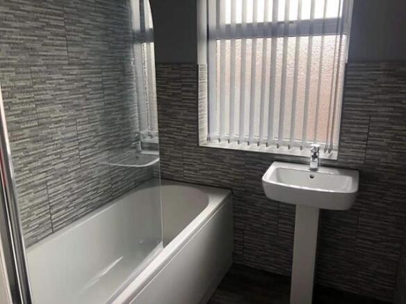 4 bed House of Multiple Occupation for sale Image 7