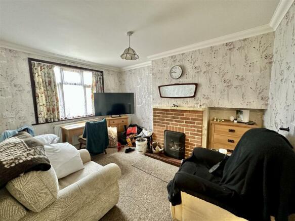 Dining Room/Snug: