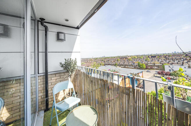 Omnibus House, Redvers Road, London, N22 - More