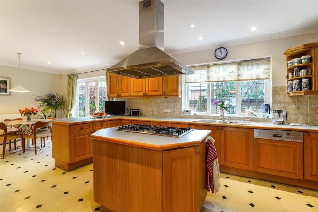Kitchen/Breakfast