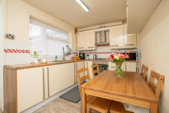 8ambertonmount8